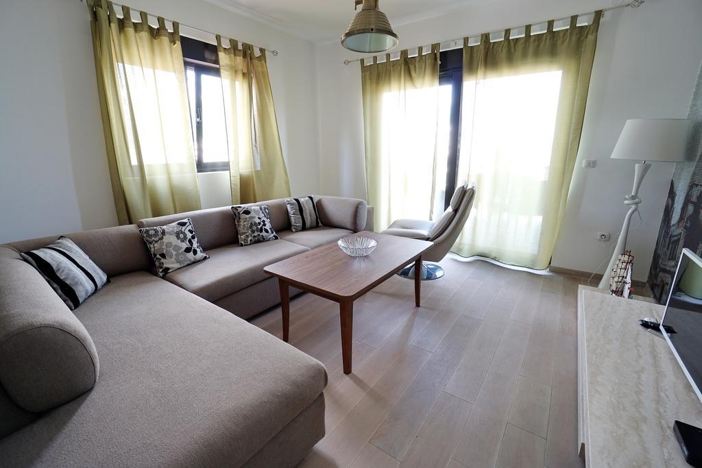 Budva Bay Breeze Apartments Екстериор снимка